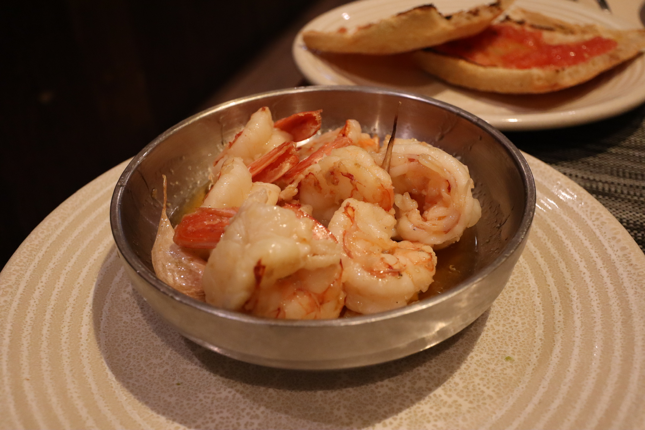 エビのアヒージョ